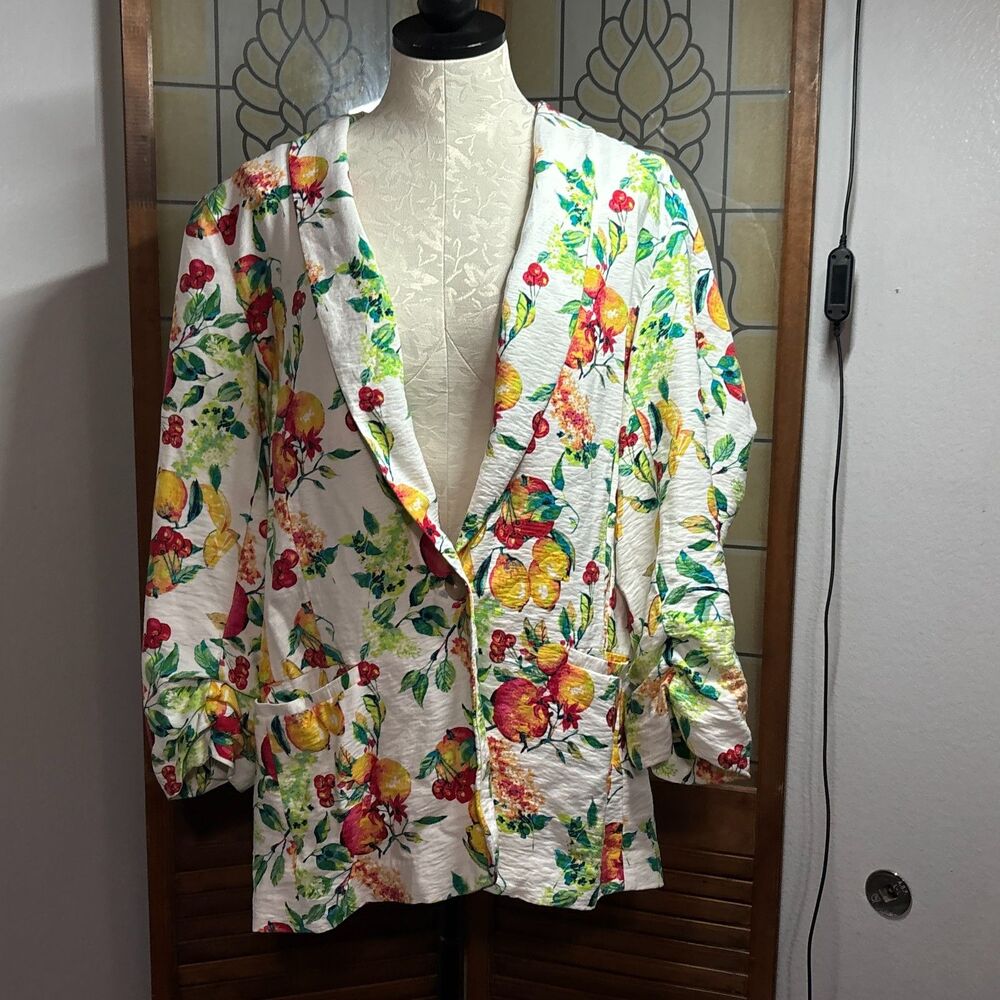 LC Lauren Conrad Ruched Sleeve Blazer Jacket Summer Novelty Print Plus Size XXL - Picture 2 of 16